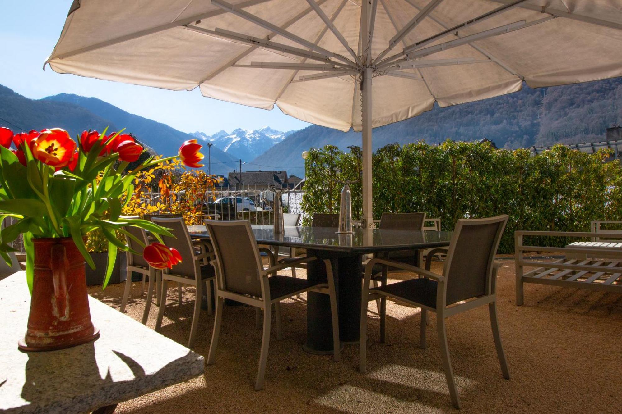 Le 41 Avenue Foch Hotel Bagneres-de-Luchon Bagian luar foto