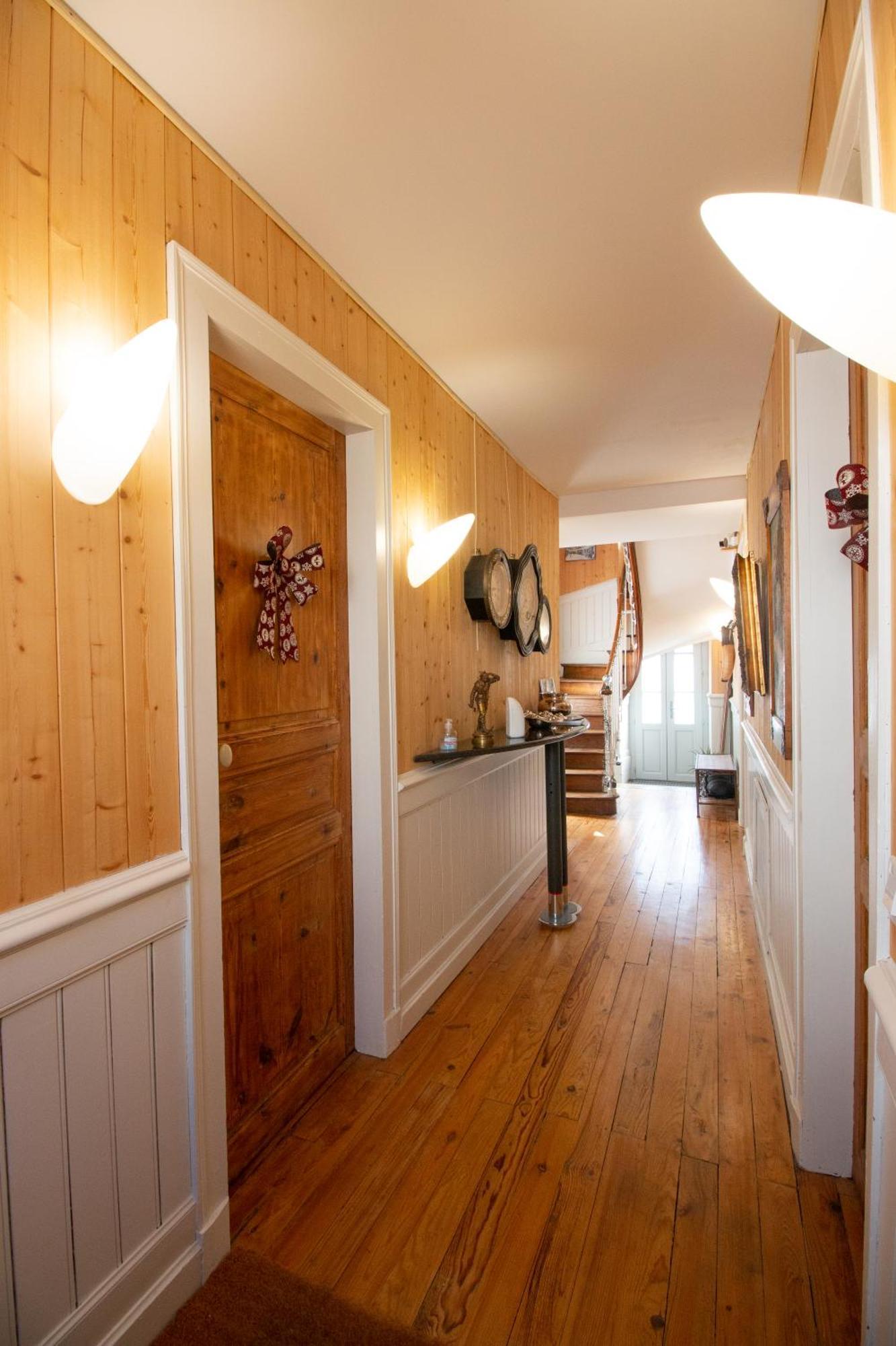Le 41 Avenue Foch Hotel Bagneres-de-Luchon Bagian luar foto