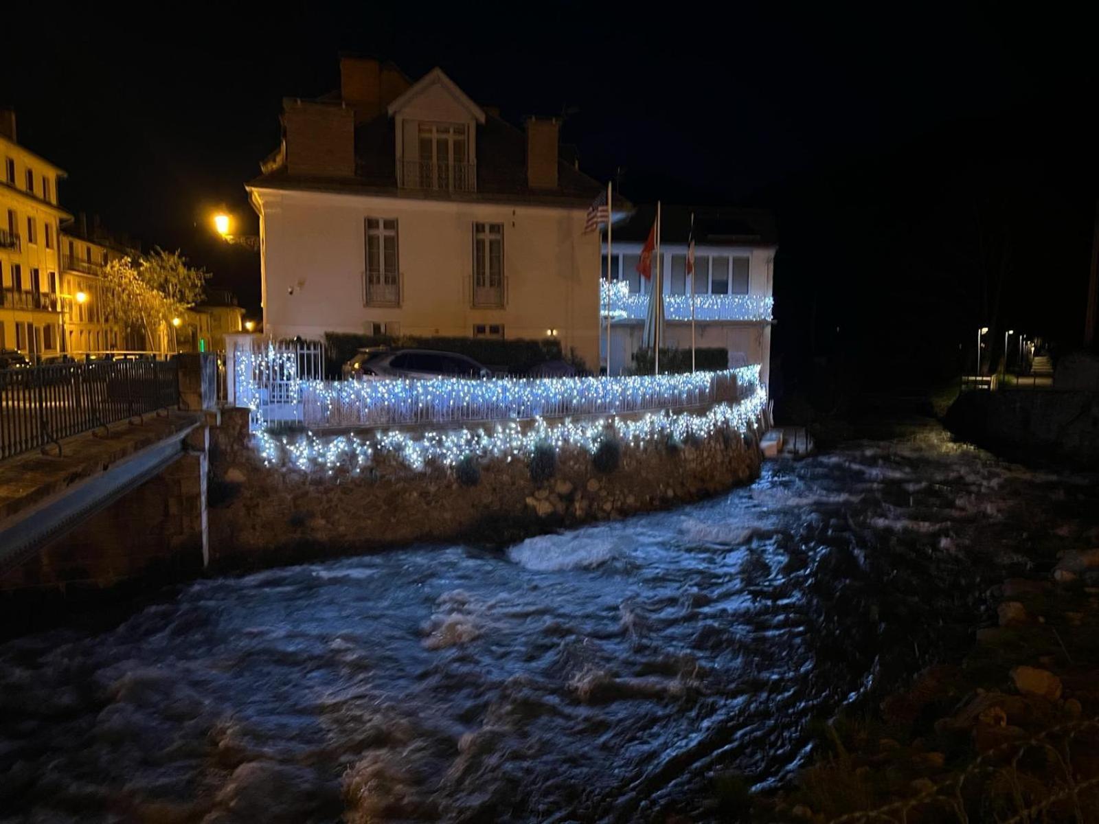 Le 41 Avenue Foch Hotel Bagneres-de-Luchon Bagian luar foto